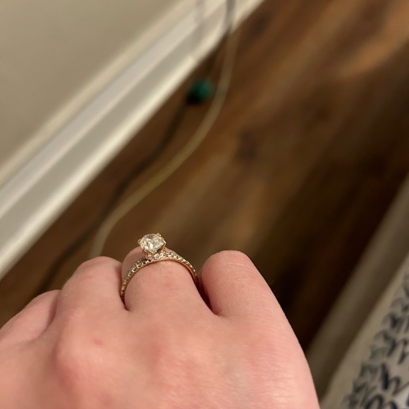 Moissanite Engagement Ring & Band - Picture 2 of 8